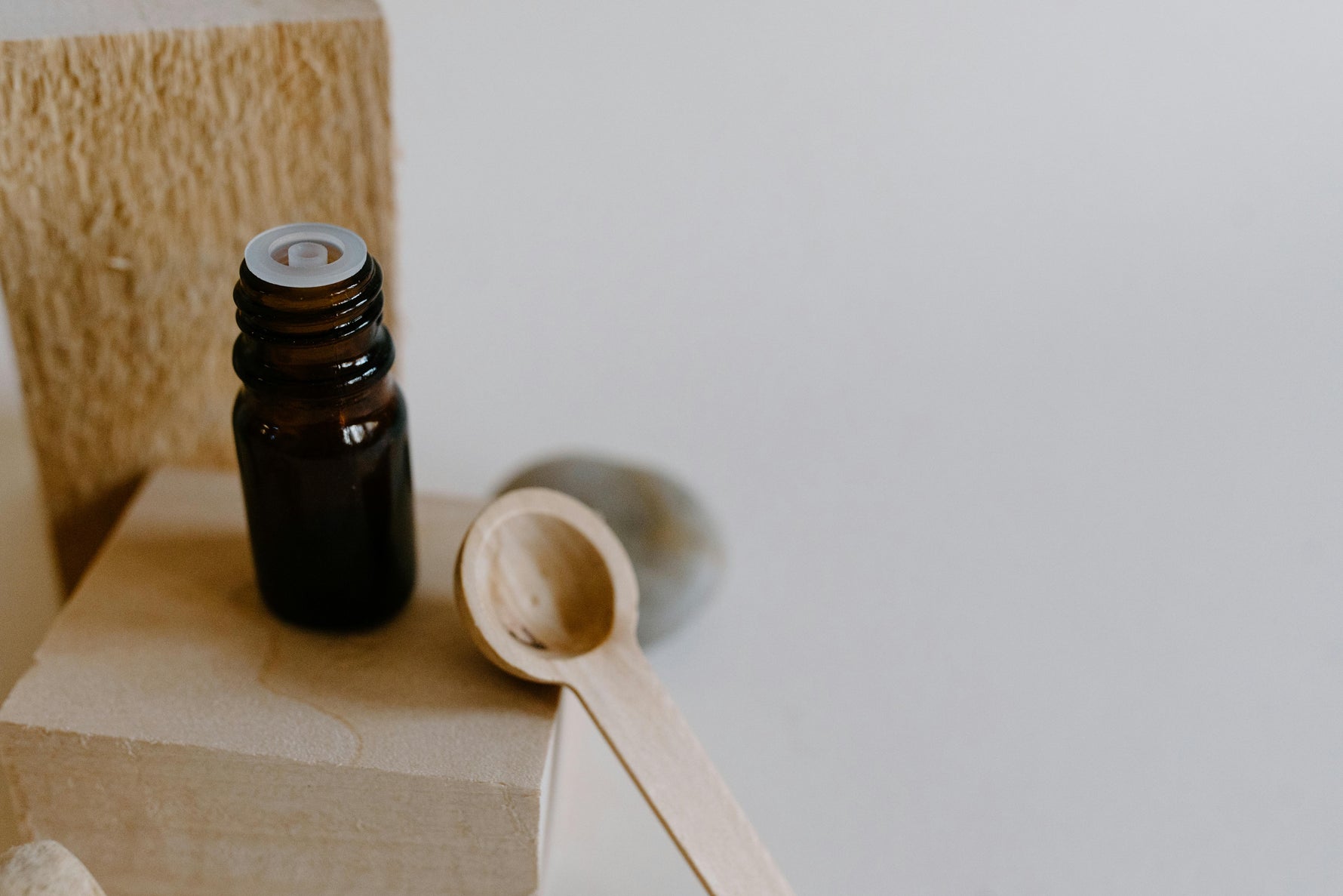 Understanding essential oils vs fragrance oils is not about preference alone.